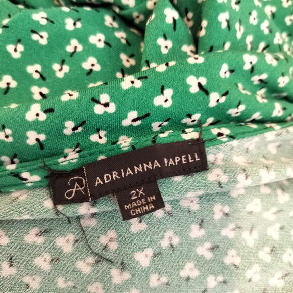 Adrianna Papell Top Floral Stretch Flutter Sleeve - Picture 8 of 8